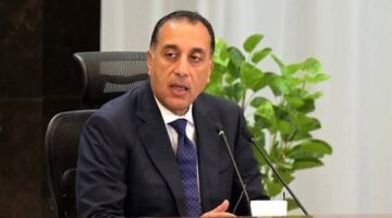 رئيس الوزراء يتفقد عددا من المشروعات الخدمية بالإسماعيلية.. ويشهد الاحتفالية الكبرى لقناة السويس بيوم التفوق