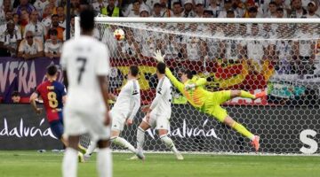 برشلونة يتقدم على الريال بهدف بيدري بالشوط الأول في الكأس