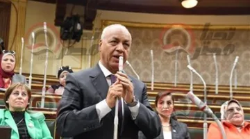 الحكومة تشحن الشارع ضد الدولة.. مصطفى بكري: مشروع قانون الإيجار القديم يهدد السلم الاجتماعي ويخلق صراعًا طبقيًا