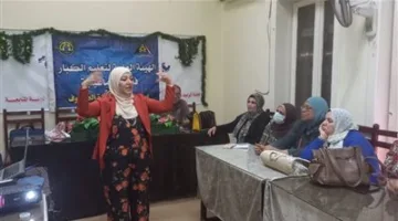 برنامجاً تدريبياً حول استخدام لغة الإشارة مع الأميين من ذوي الهمم. داخل جامعة قناة السويس