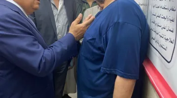 بعد إحالة المدير ونائبه للتحقيق، محافظ الدقهلية يفاجئ مستشفى التأمين الصحي بزيارة جديدة لمتابعة تحسين الأداء.