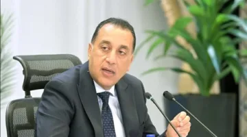 رئيس الوزراء يتفقد المشروعات الخدمية والتنموية في الغربية