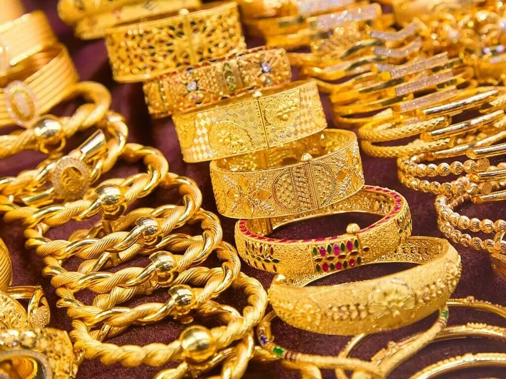 زيادة أسعار الذهب في المغرب اليوم، مع عيار 21 يصل إلى 850.00 درهم في بداية التداولات.