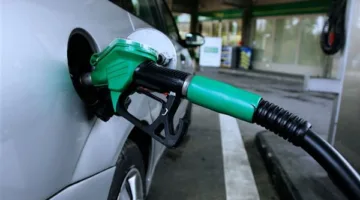 متحدث البترول: مفيش مشكلة في البنزين والشكاوى أغلبها من منطقة واحدة